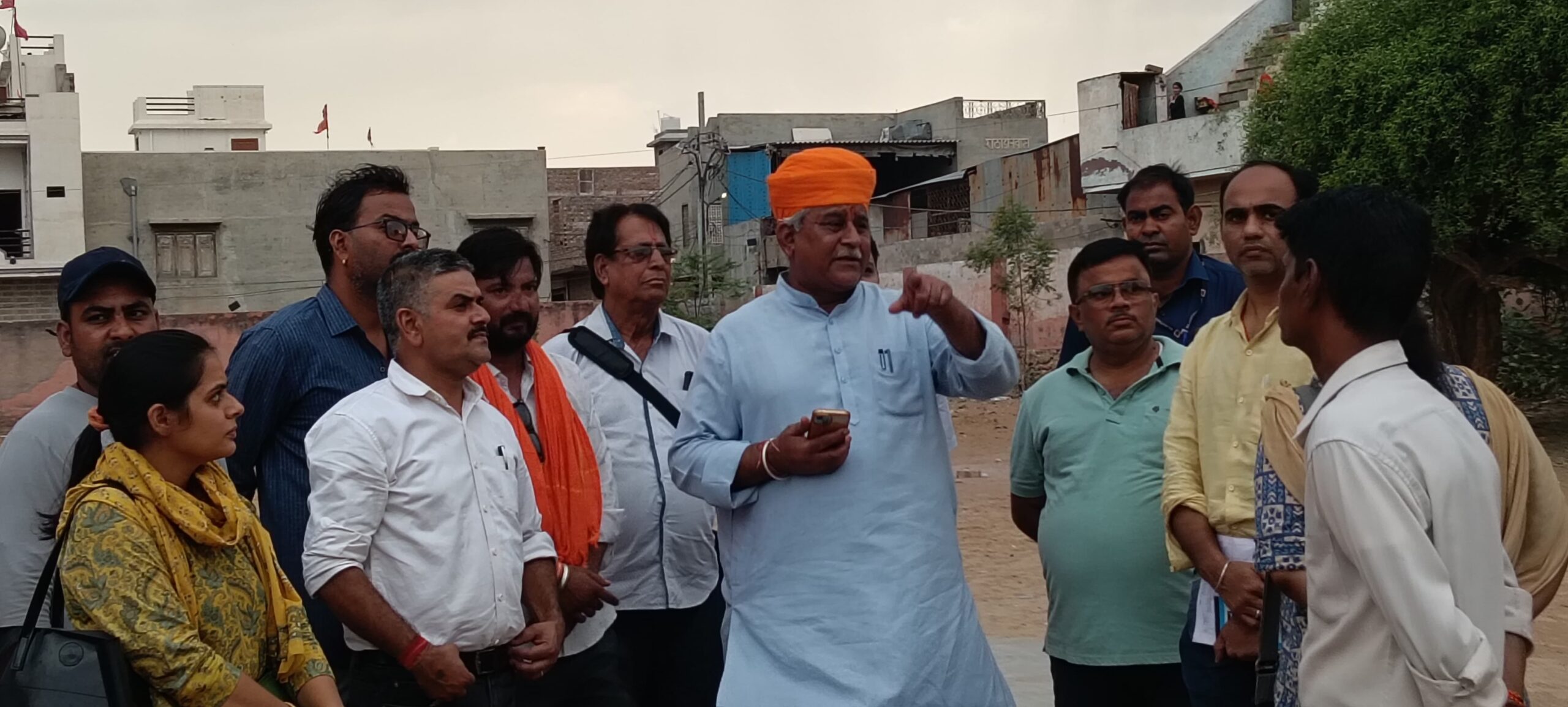 विधायक जेठानंद व्यास ने मंदिरों में बजट घोषणा कार्यों का किया अवलोकन