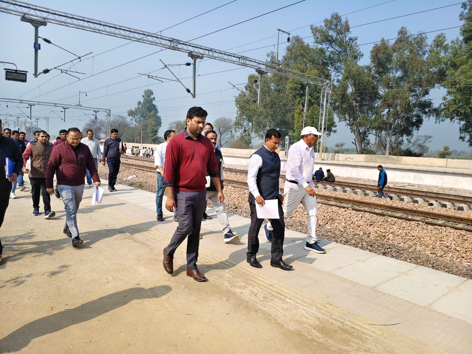 मंडल रेल प्रबंधक बीकानेर द्वारा किशनगढ़ बालावास, भिवानी, कलानौर, लाहली,डोभ भाली व मंडी आदमपुर स्टेशनों का दौरा