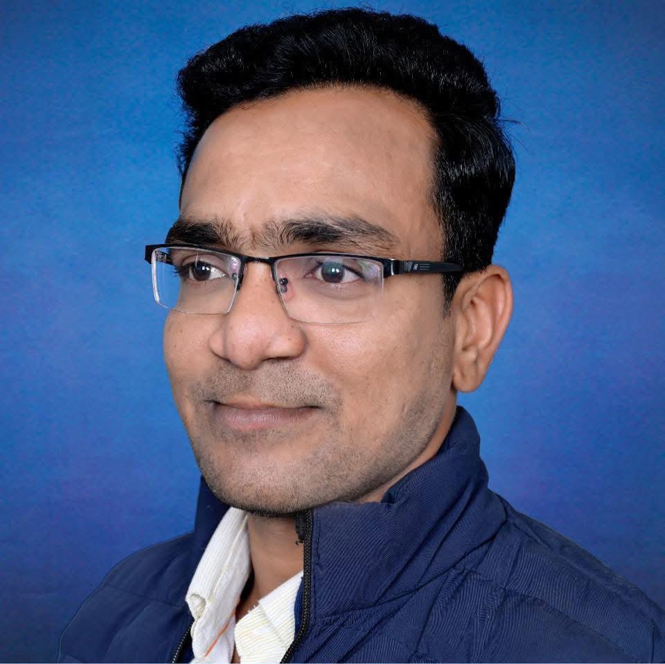 विप्र फाउंडेशन : सेवा, संस्कार और सनातन चेतना की सशक्त यात्रा – दिनेश ओझा